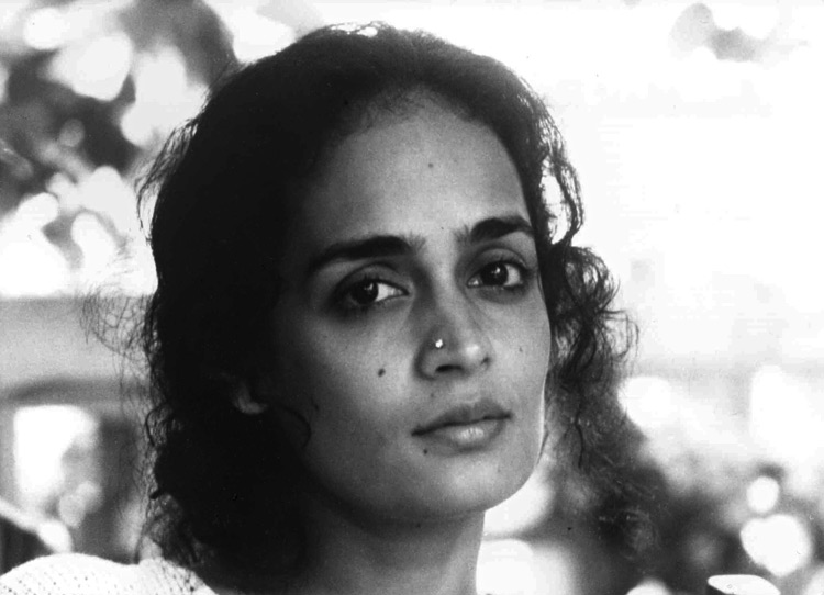 arundhati-roy_01