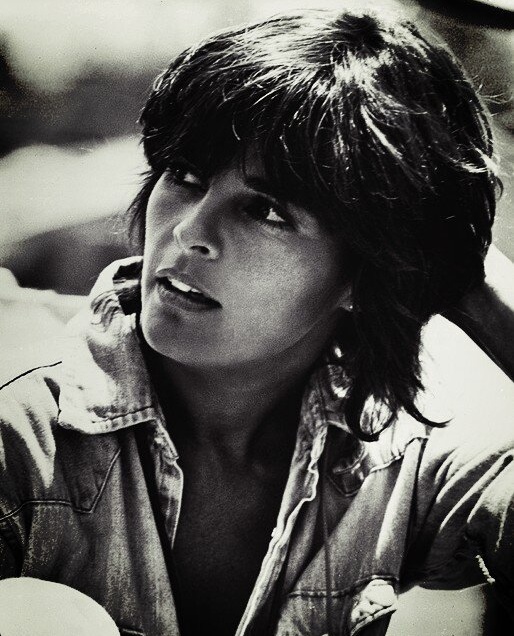 ali macgraw 48065